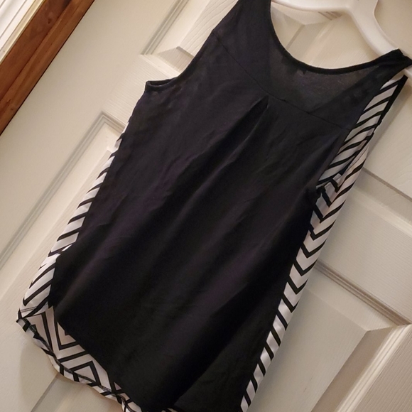 Express Dressy Tank Top - Picture 4 of 4